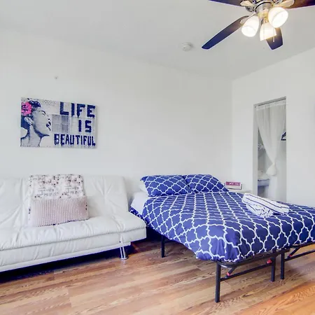 Stylish Ocean Dr Apt W/ 2 Queen Beds, Across Beach Miami Beach Exterior photo