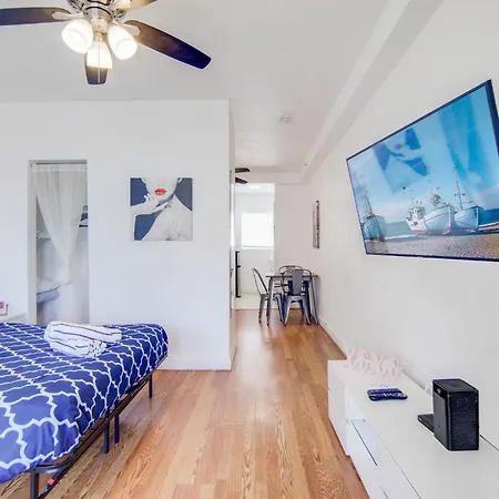Stylish Ocean Dr Apt W/ 2 Queen Beds, Across Beach Miami Beach Exterior photo