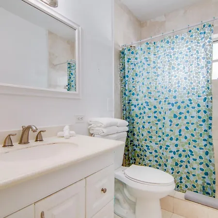 Stylish Ocean Dr Apt W/ 2 Queen Beds, Across Beach Miami Beach Exterior photo