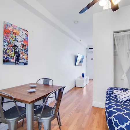 Stylish Ocean Dr Apt W/ 2 Queen Beds, Across Beach Miami Beach Exterior photo