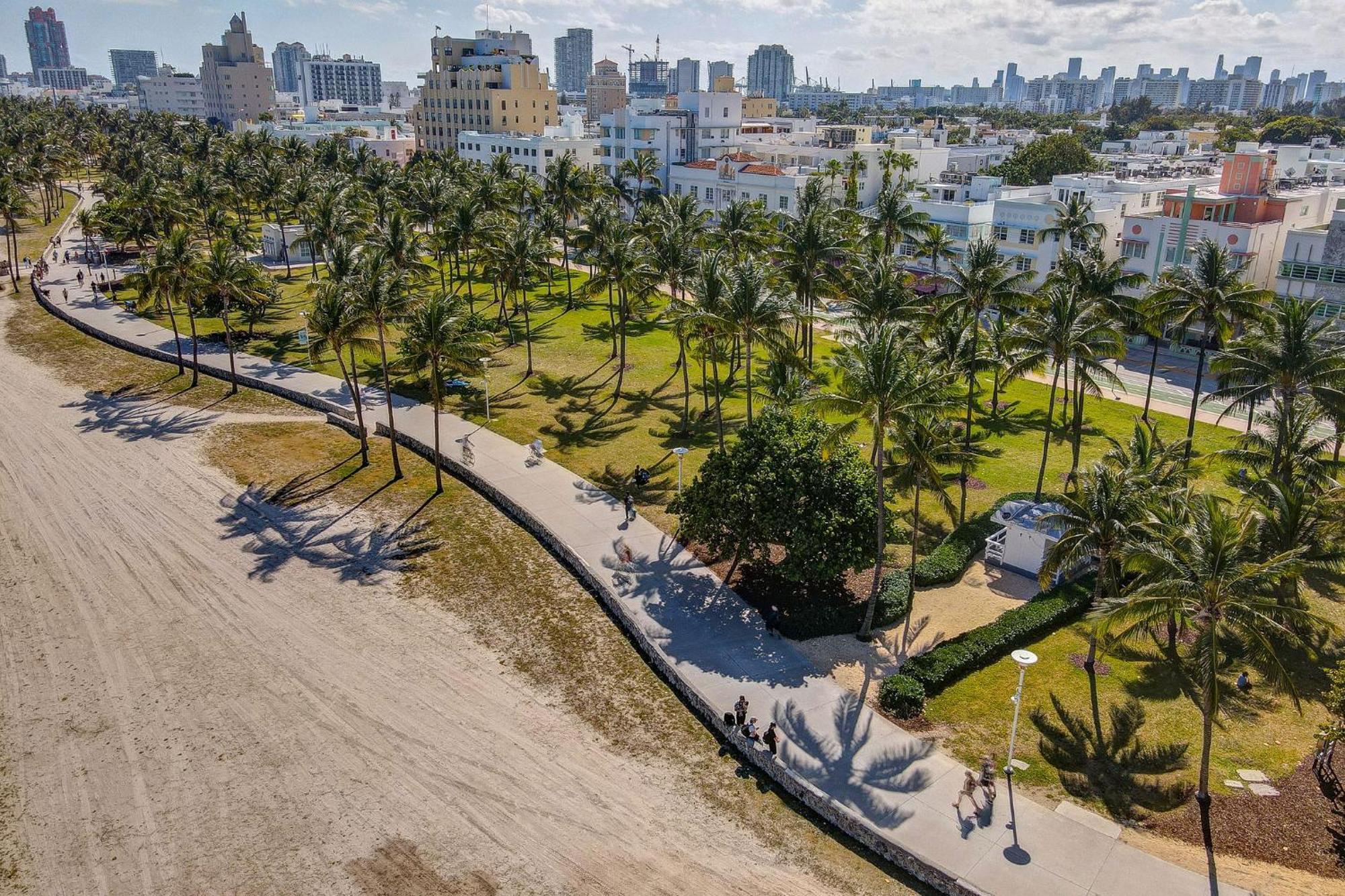 Stylish Ocean Dr W/ 2 Queen Beds, Across Apartamento *