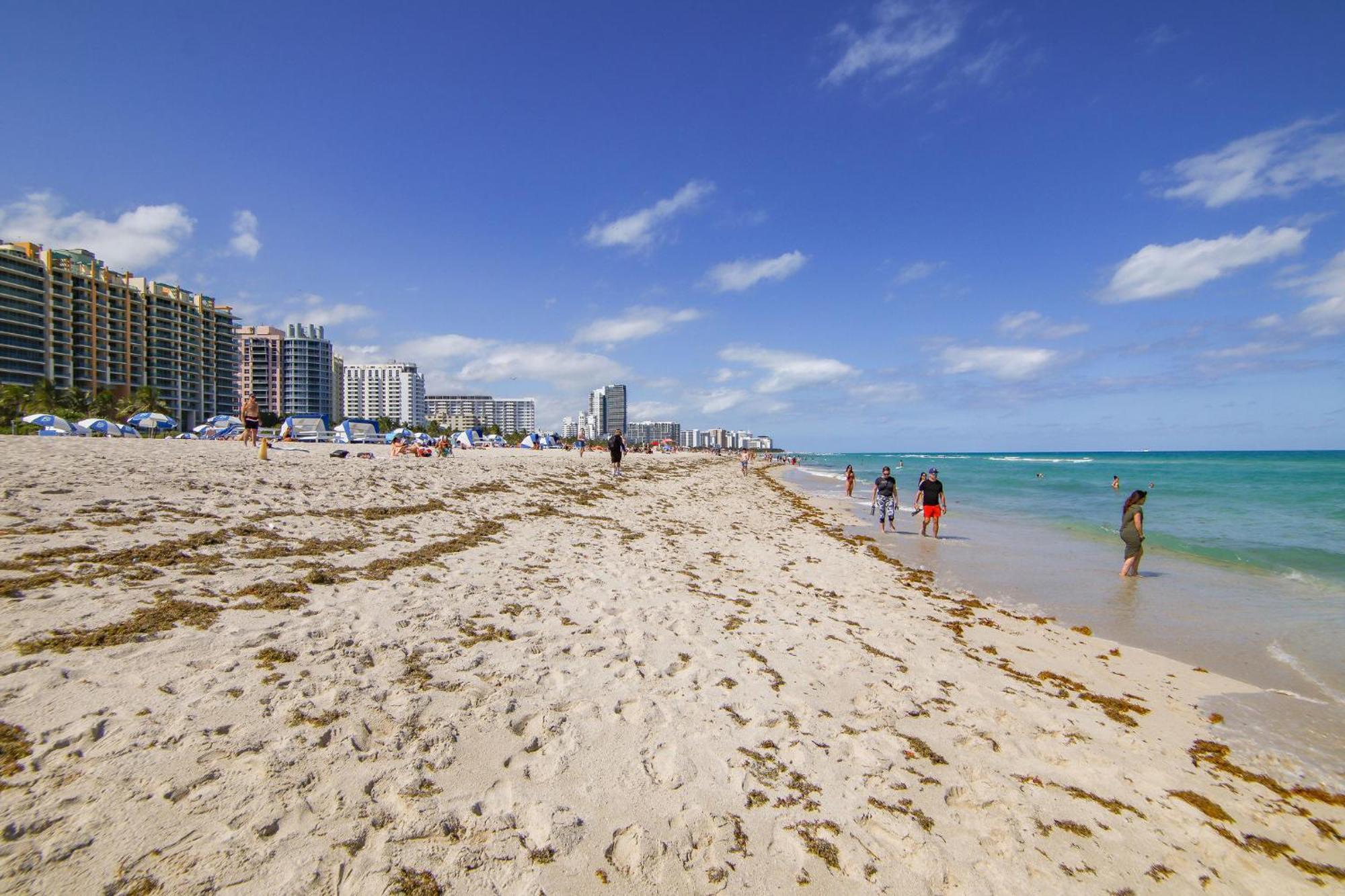 Stylish Ocean Dr W/ 2 Queen Beds, Across Apartamento *