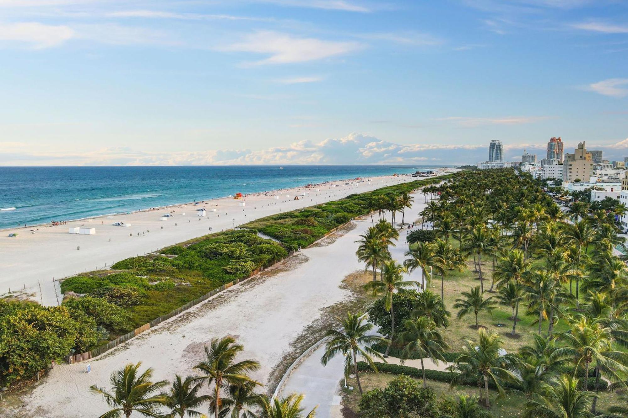Apartamento Stylish Ocean Dr W/ 2 Queen Beds, Across *