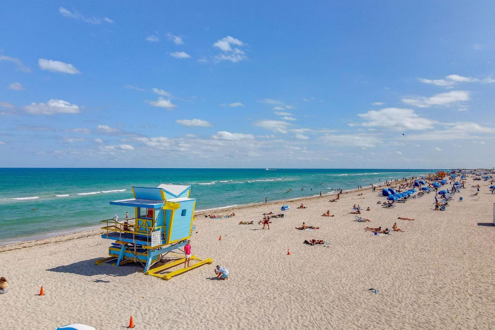 Stylish Ocean Dr W/ 2 Queen Beds, Across Apartamento *